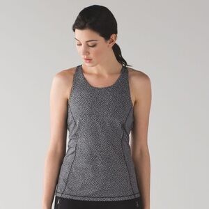 Lululemon Cool Racerback Tee II Frozen Fizz White Black Size 4
